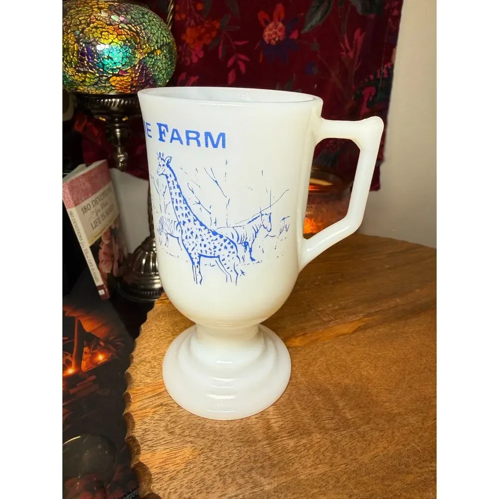 Rare Vintage Embossed CATSKILL GAME FARM NY Milk Glass Pedestal Mug